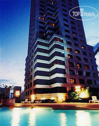 Hotelier's photos Holiday Inn Galleria Manila 4*