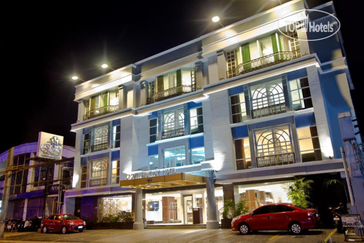 Hotelier's photos Crown Regency Hotel Makati 3*