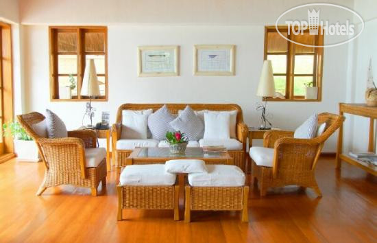 New photos from tourists Robinson Beach House Villa