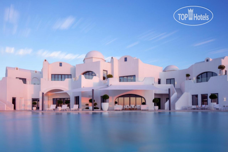 New photos from tourists Anantara Santorini Abu Dhabi Retreat 5*