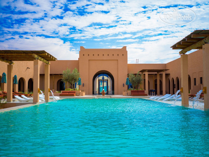 Hotel photo Bab Al Nojoum Bateen Liwa 5*