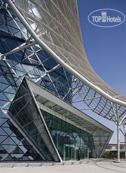 Hotel photo Andaz Capital Gate Abu Dhabi 5*