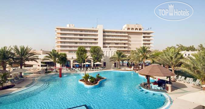 Hotelier's photos Radisson Blu Hotel & Resort, Al Ain 4*