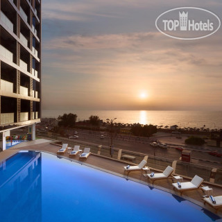 Фото Wyndham Garden Ajman Corniche