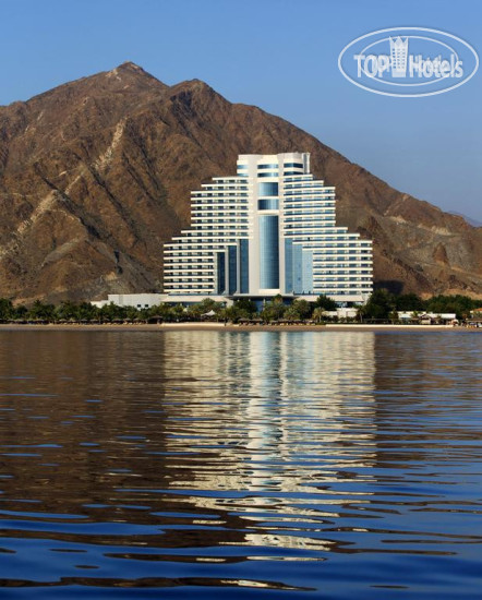 Hotelier's photos Le Meridien Al Aqah Beach Resort 5*