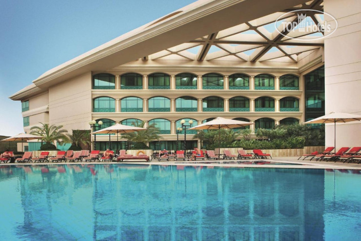 Hotelier's photos Roda Al Bustan Hotel 5*