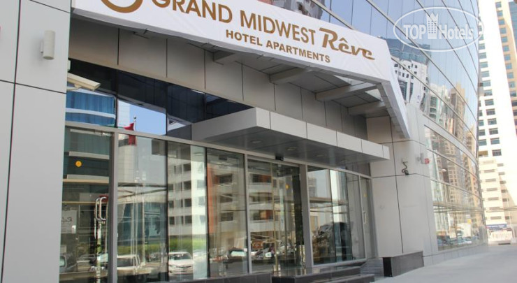 Hotelier's photos Grand Heights Hotel Apartments 4*