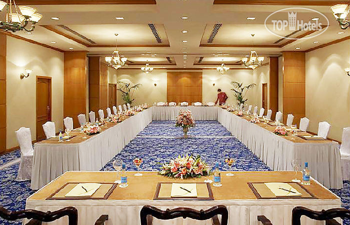 New photos from tourists Metropolitan Hotel Dubai 4*