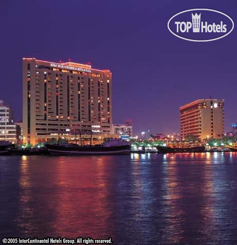 Hotelier's photos Radisson Blu Hotel Dubai Deira Creek 5*