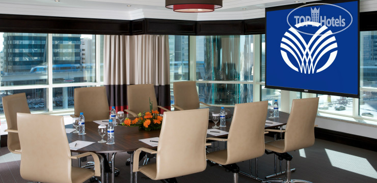 New photos from tourists Towers Rotana 4*