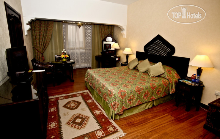 New photos from tourists Arabian Courtyard 4*