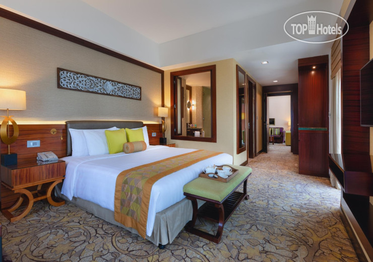 New photos from tourists Dusit Thani Dubai 5*