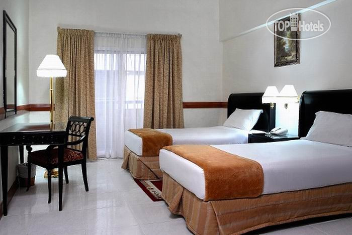 Новые добавленные фото туристов Al Muraqabat Plaza Apartments 3*