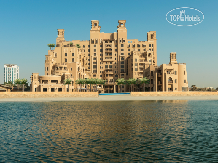 Фото Sheraton Sharjah Beach Resort & Spa