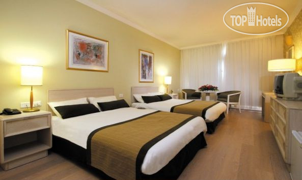 New photos from tourists Royal Plaza 4*