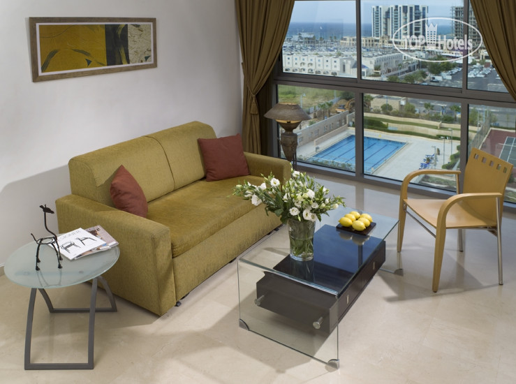 New photos from tourists ApartHotel Okeanos on the Beach 4*