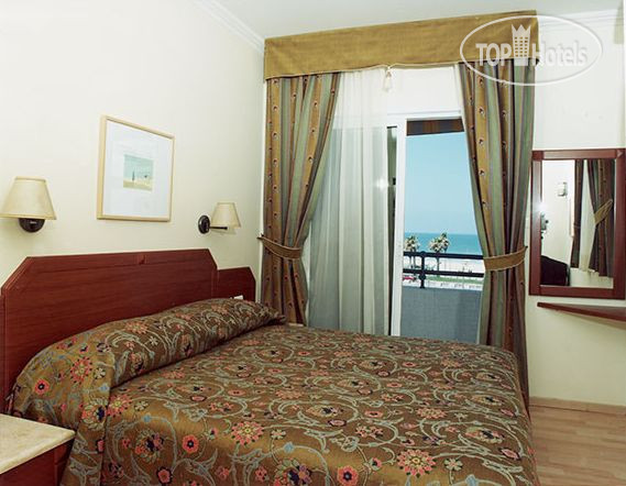 Новые добавленные фото туристов Brown Golden House 3*
