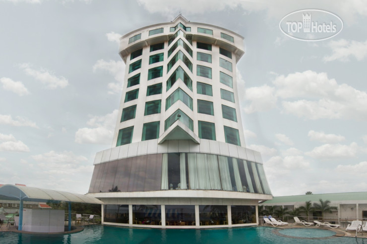 Hotel photo The Quilon Beach Hotel & Convention Centre 5*
