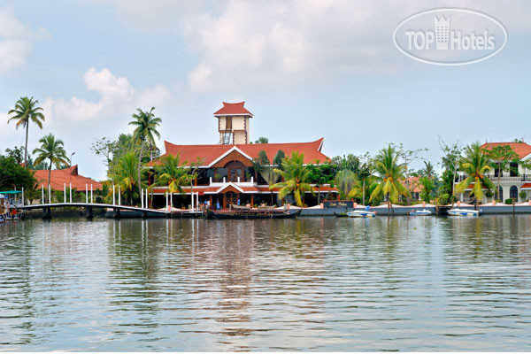Hotel photo Lake Palace 4*