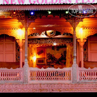 Фото New Golden Flower House Boat