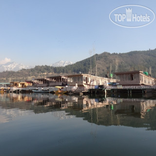 Фото R.I.E. Heritage Group Of Houseboats