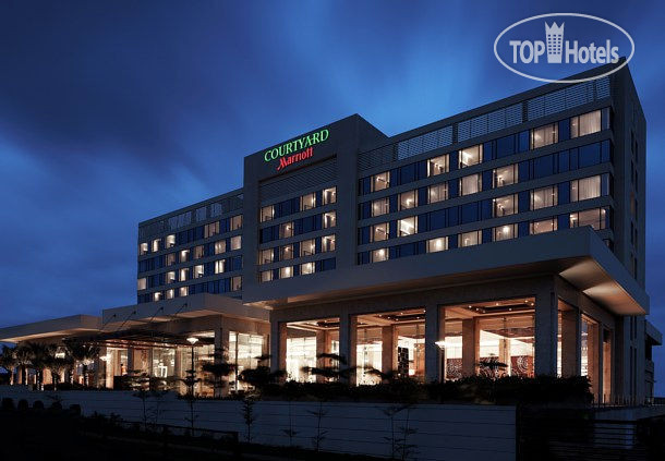 Photos Courtyard Pune Chakan