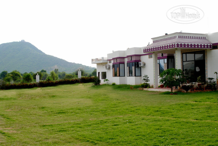 Hotelier's photos The Country Side Resorts 3*