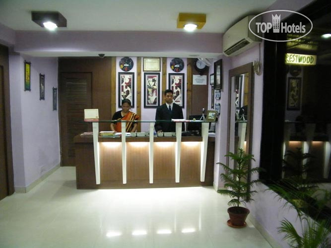 Hotel photo Crestwood Hotel 3*
