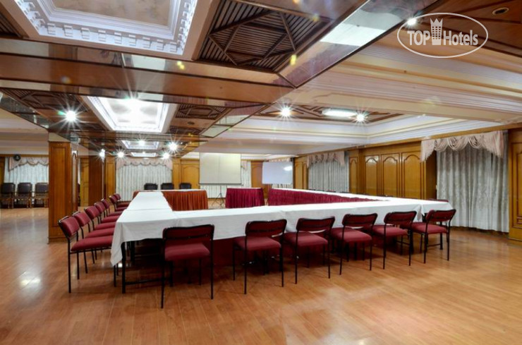 New photos from tourists Royal Highness Hotel 3*