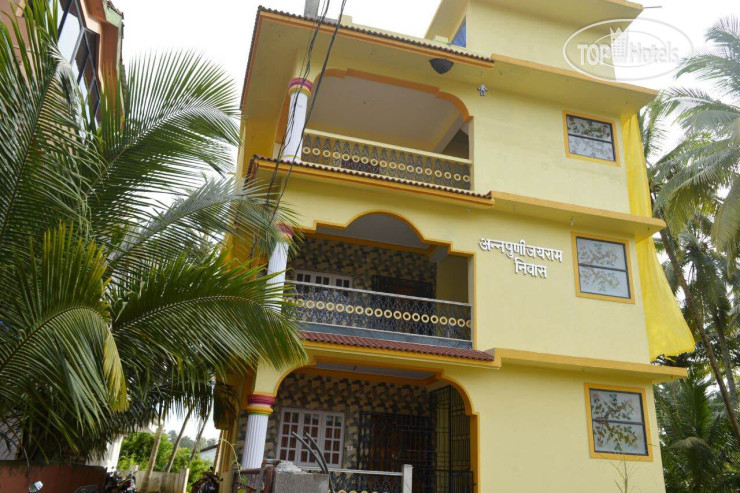 New photos from tourists Morjim Guest House