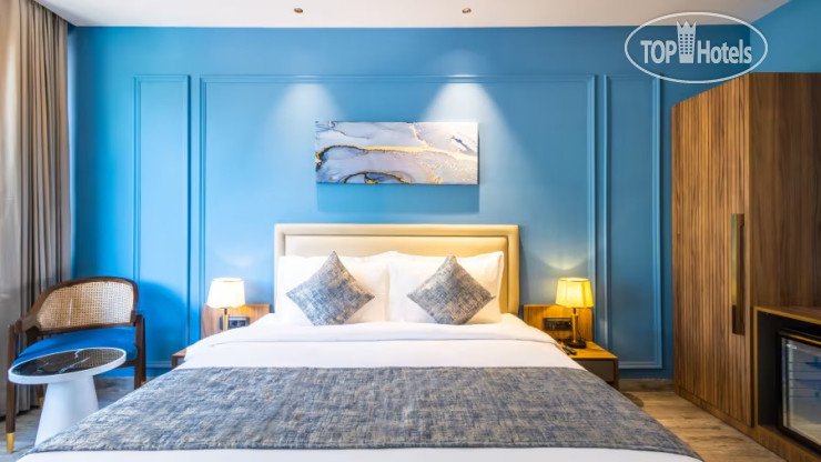 Hotelier's photos Renest Calangute Goa 4*