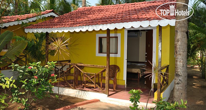 Hotelier's photos Morjim Beach Resort 2*
