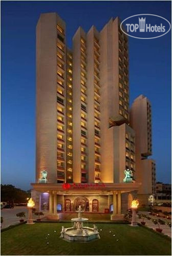 Hotel photo The Royal Plaza 4*