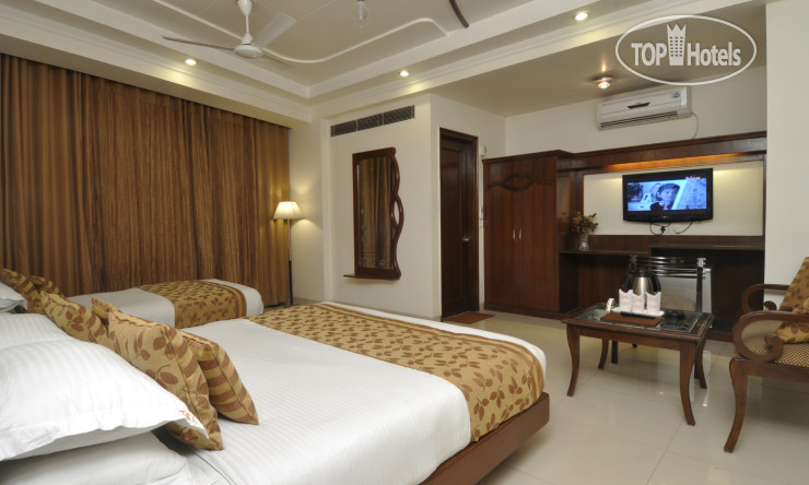 New photos from tourists Shipra International Delhi 3*