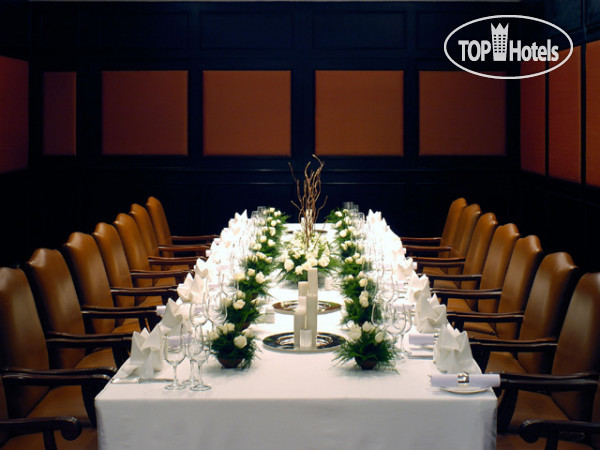 New photos from tourists Hyatt Regency Delhi 5*