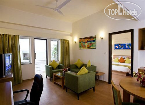 New photos from tourists Lemon Tree Hotel East Delhi Mall 4*