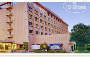 Hotel photo Clarks Shiraz 5*