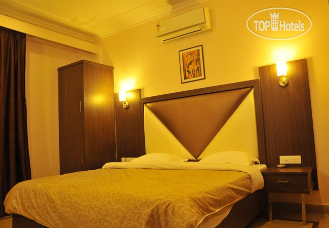 New photos from tourists Paramount Hotel