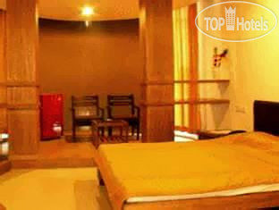 New photos from tourists Bandra Residency 2*