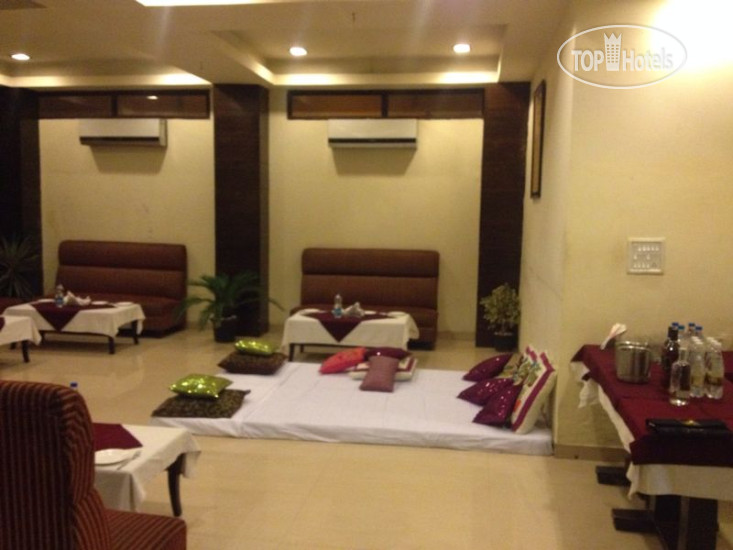 New photos from tourists 42 The Mall Hotel 3*