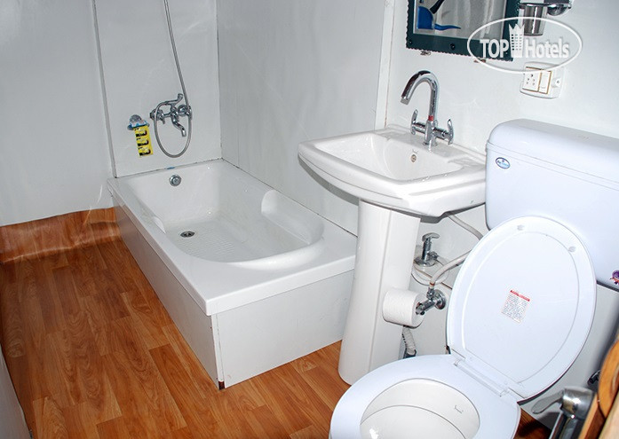 New photos from tourists New Sherin Houseboats 4*
