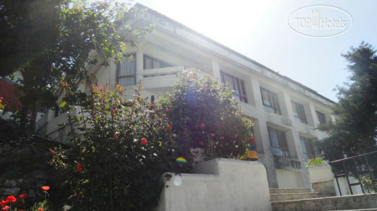 Hotelier's photos Sterling Holidays Mussoorie - Pine Hill 3*