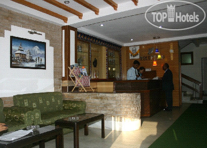 New photos from tourists Denzong Shangrila 2*