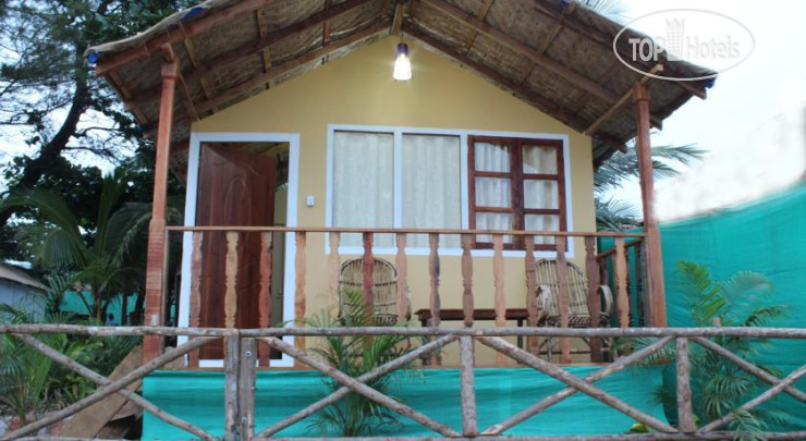 Hotel photo Sea Front Beach Huts 2*