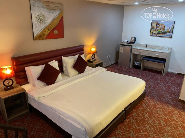 Photos The Signature Hotel