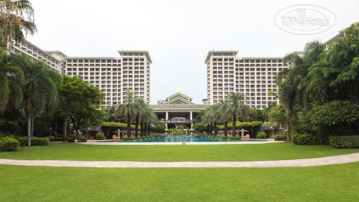 Howard Johnson Resort Sanya Bay 5*