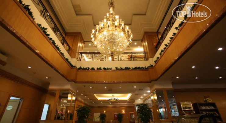 Hotelier's photos Chengdu Garden City 4*