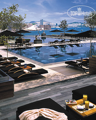 Фото Four Seasons Hotel Hong Kong