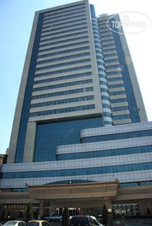Hotelier's photos Sun Moon Lake Hotel Dalian 3*