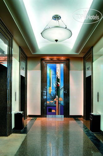 Hotelier's photos Crowne Plaza Zhuhai City Center 5*